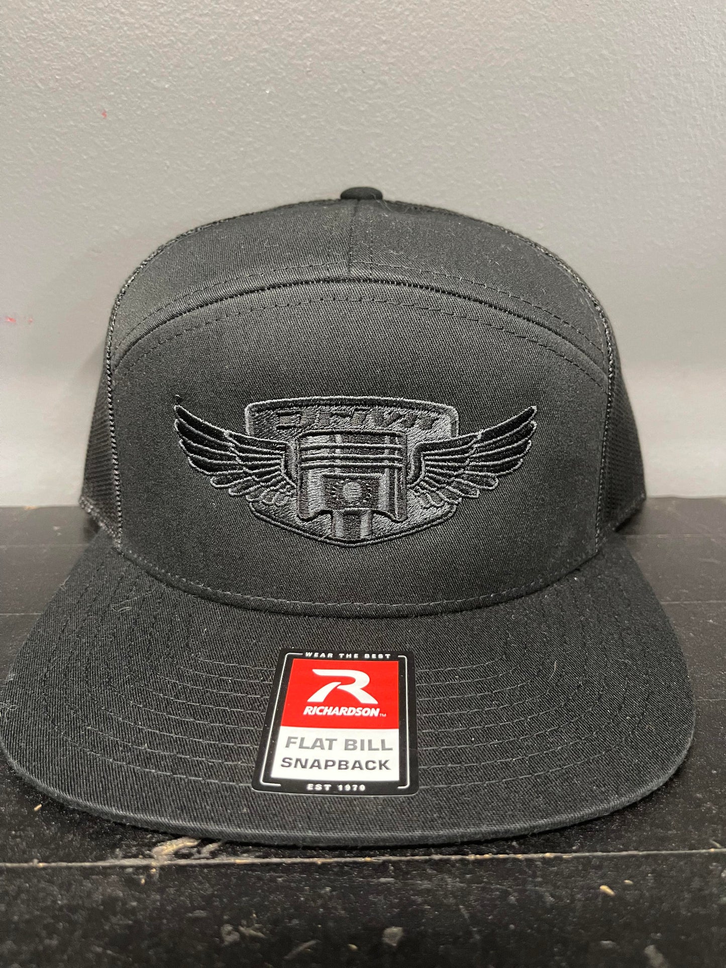 5 panel wing logo snap back hat
