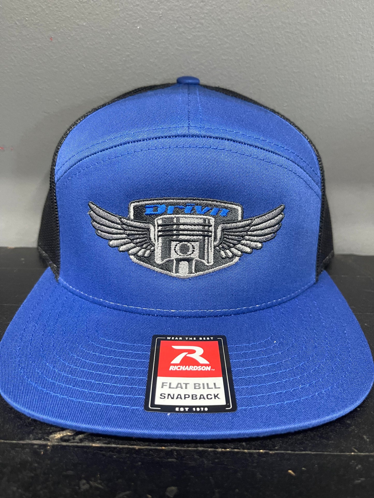 5 panel wing logo snap back hat