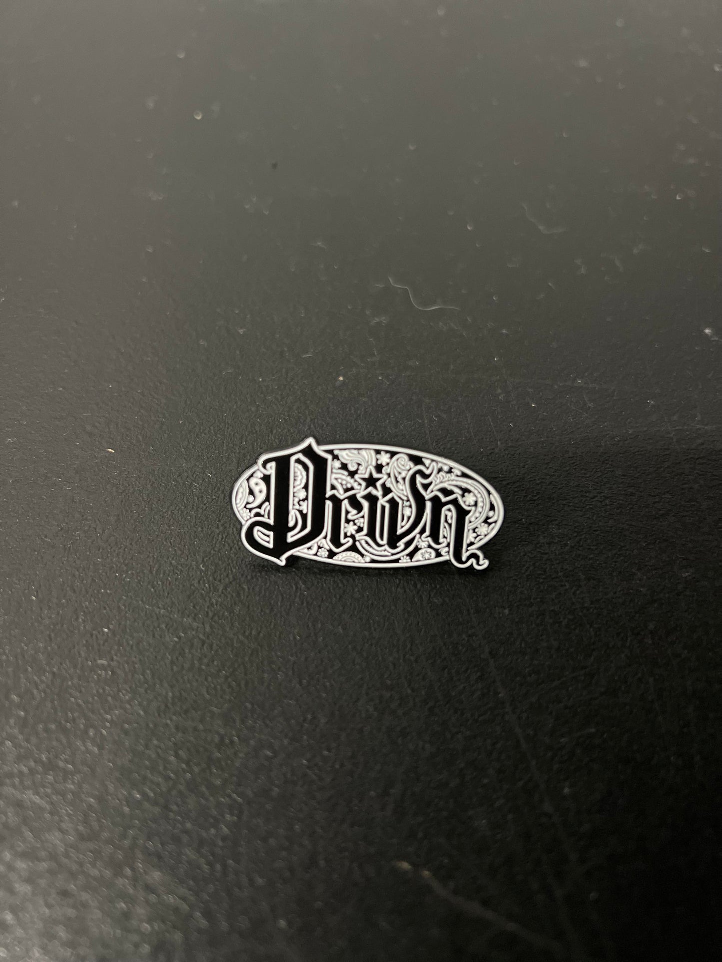 bandana oval logo pin
