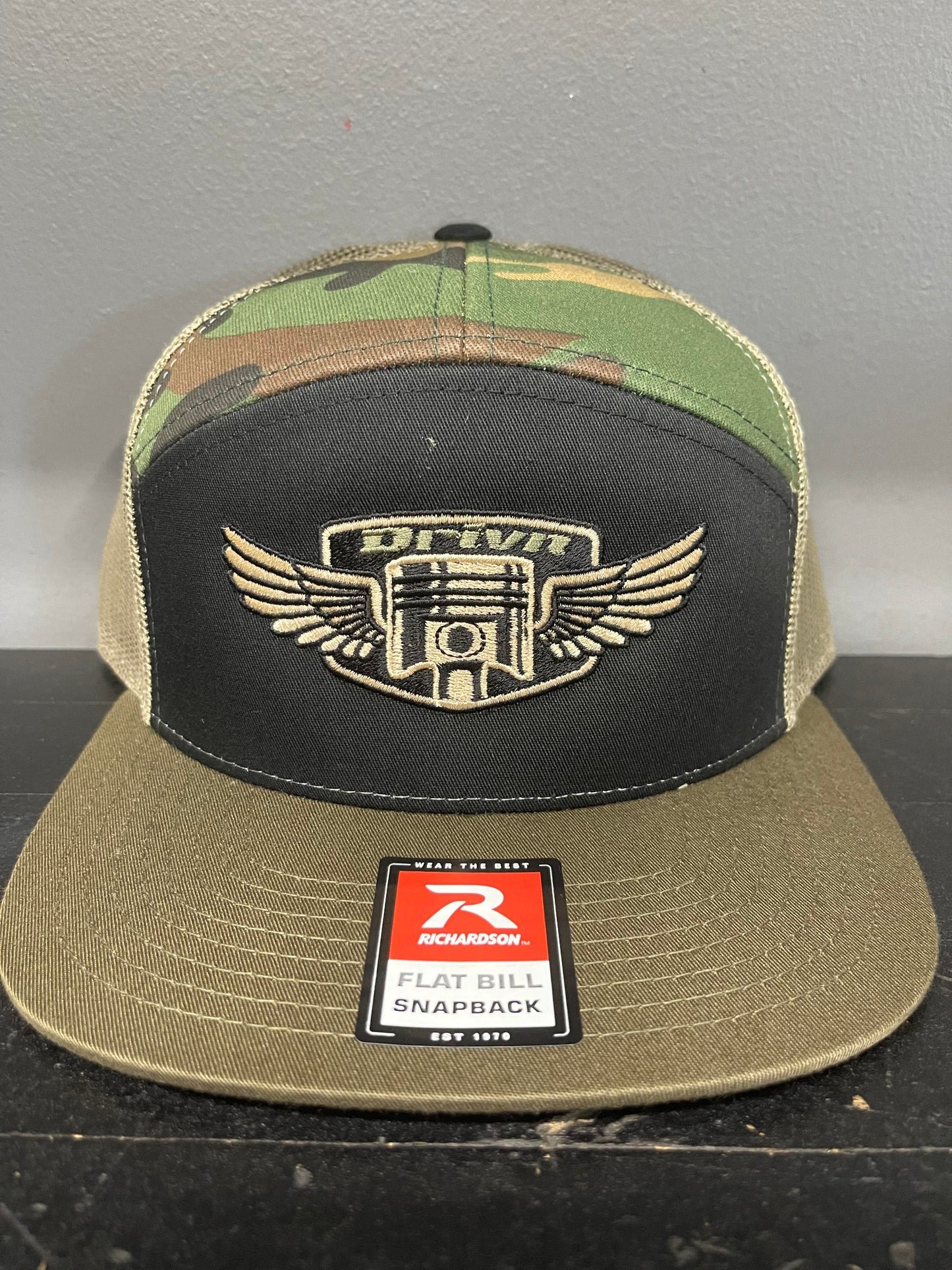 5 panel wing logo snap back hat